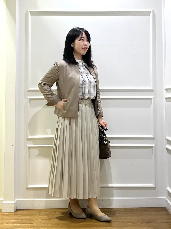 J.PRESS LADIES スタッフ コーディネート画像
