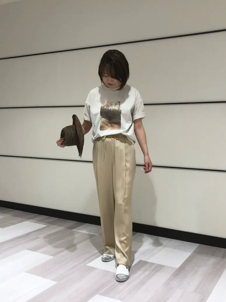  スタッフ コーディネート画像