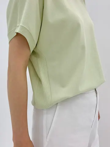 23区 秋葉 コーディネート画像