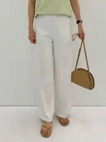 23区 秋葉 コーディネート画像