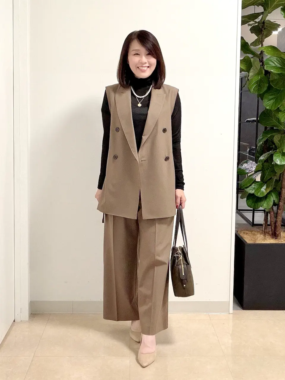  宇井 コーディネート画像
