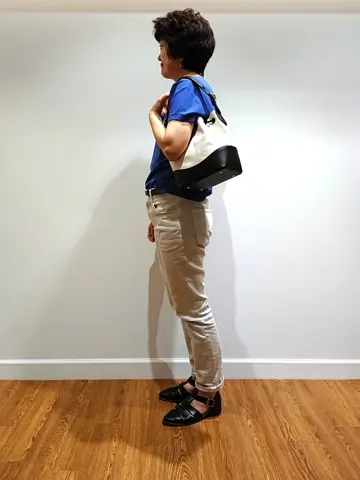 23区 コミヤ コーディネート画像