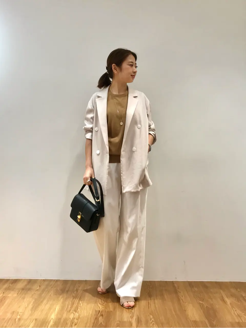 23区 西嶋 コーディネート画像