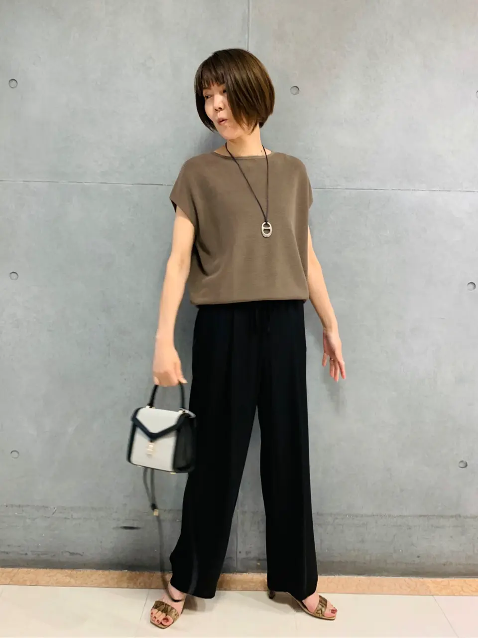 23区 スタッフ  コーディネート画像