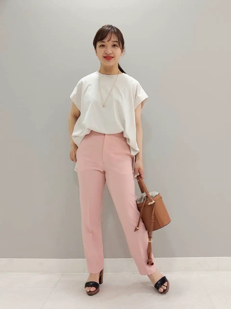 23区 阿多 コーディネート画像