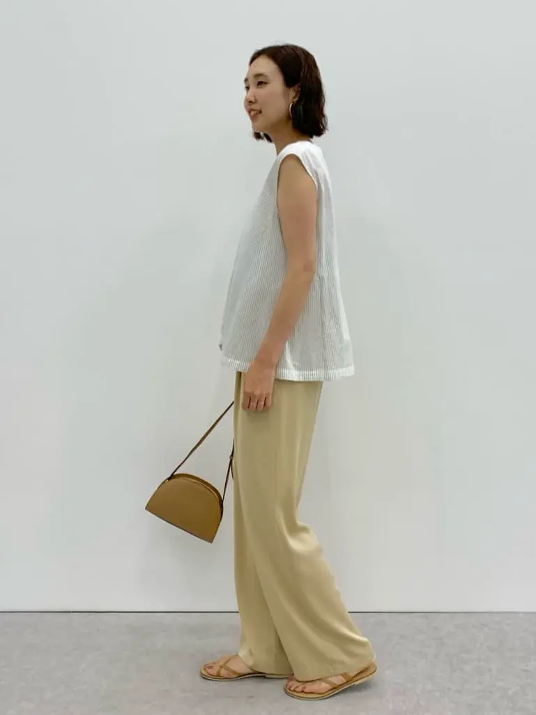 23区 秋葉 コーディネート画像