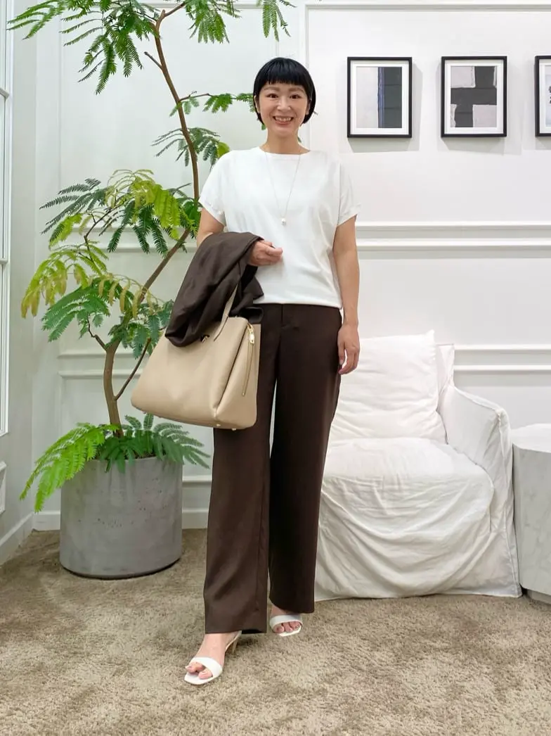 23区 岡本 コーディネート画像