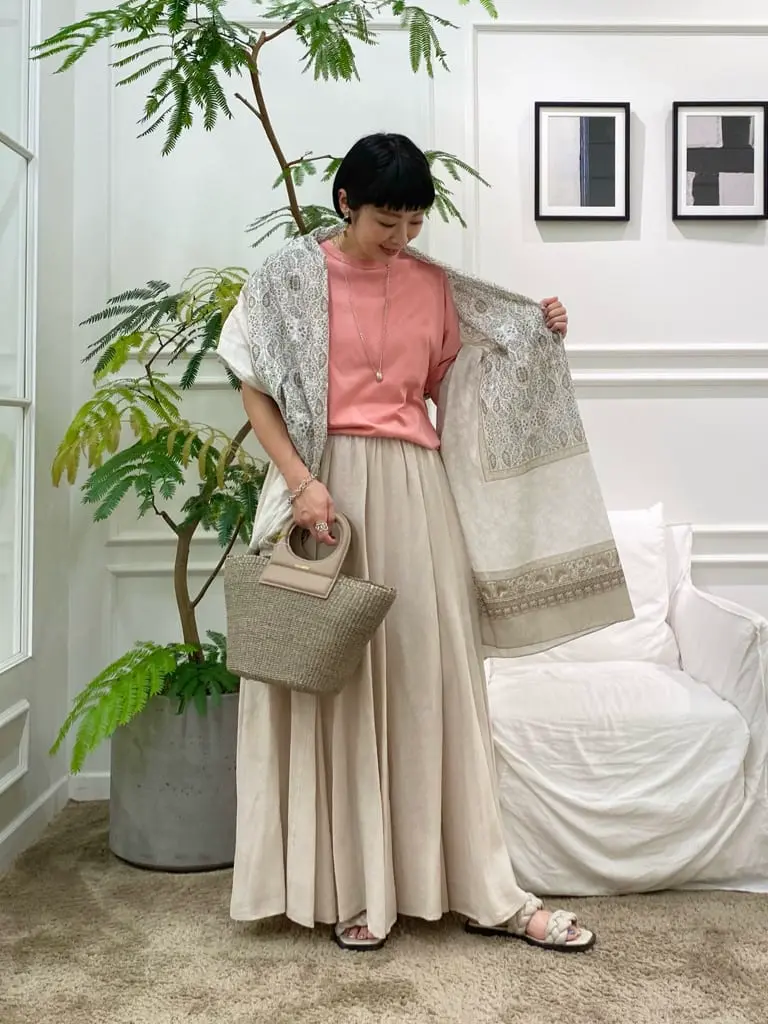 23区 岡本 コーディネート画像