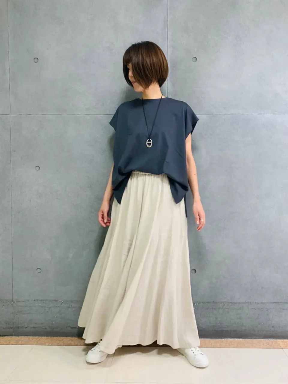  スタッフ  コーディネート画像