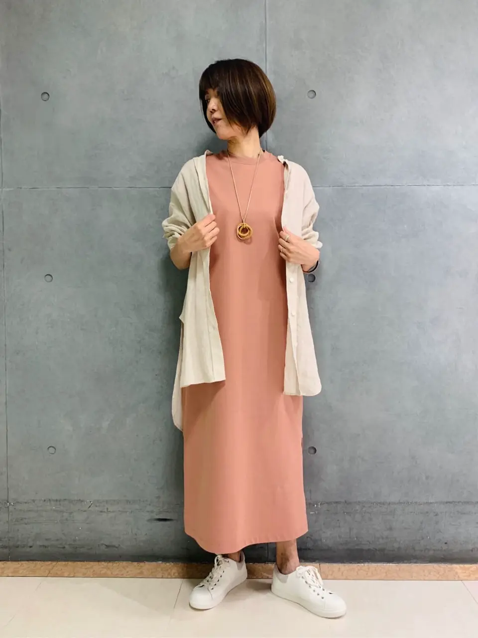  スタッフ  コーディネート画像