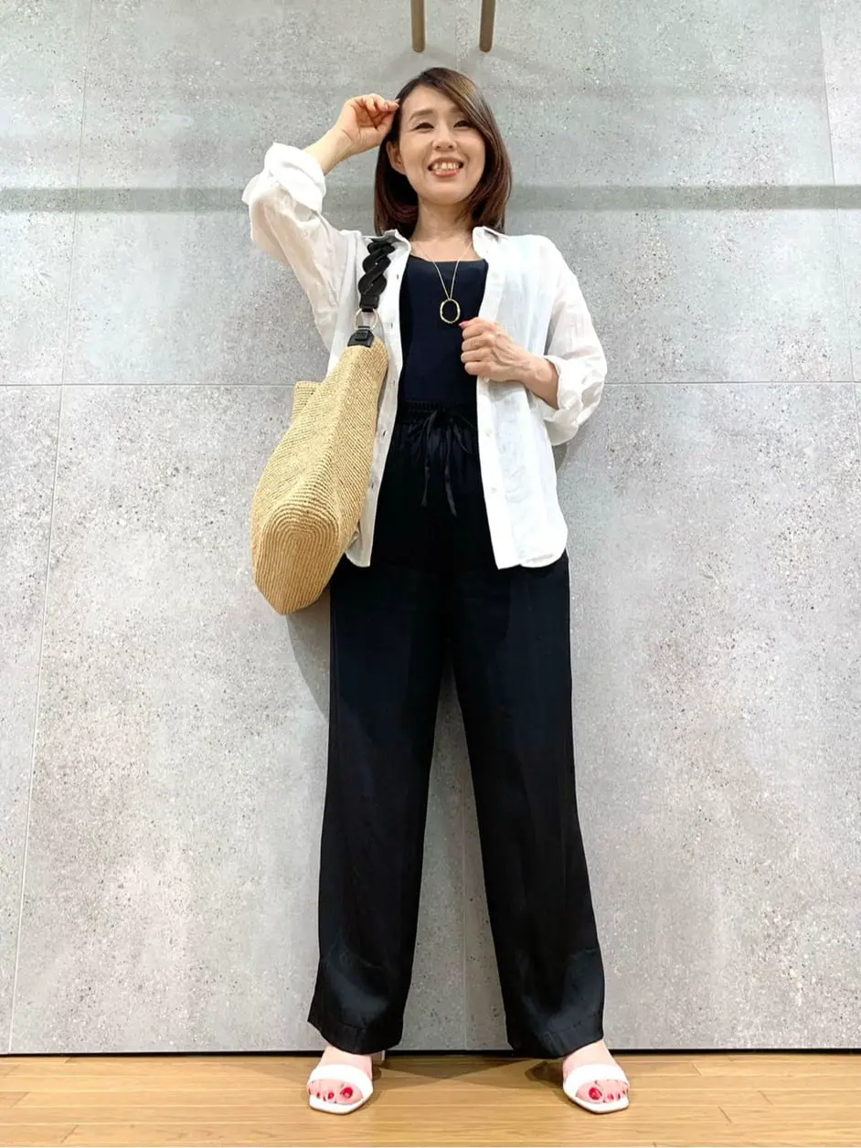  宇井 コーディネート画像