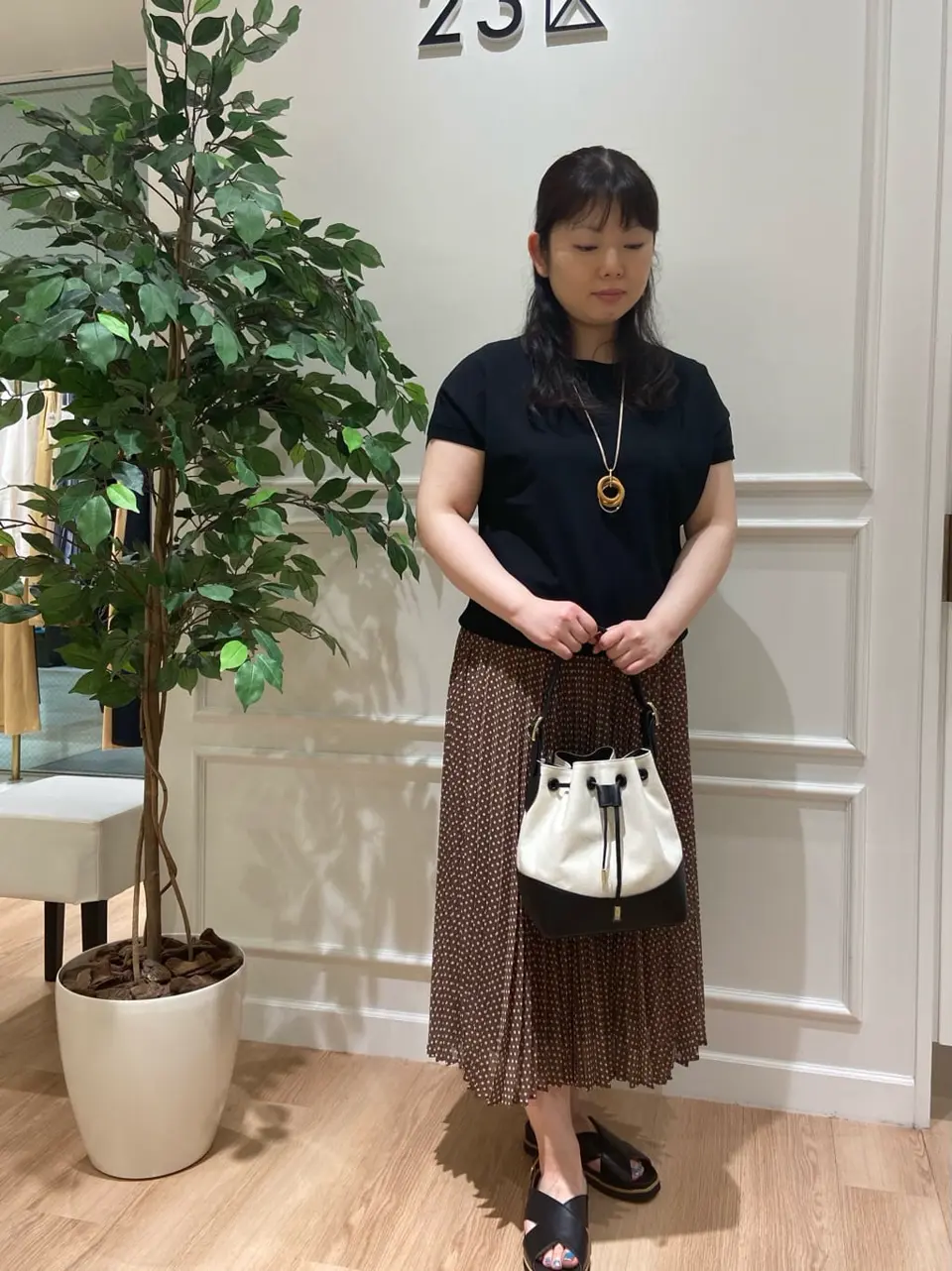 23区 スタッフ コーディネート画像