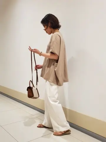 23区 伊藤 コーディネート画像