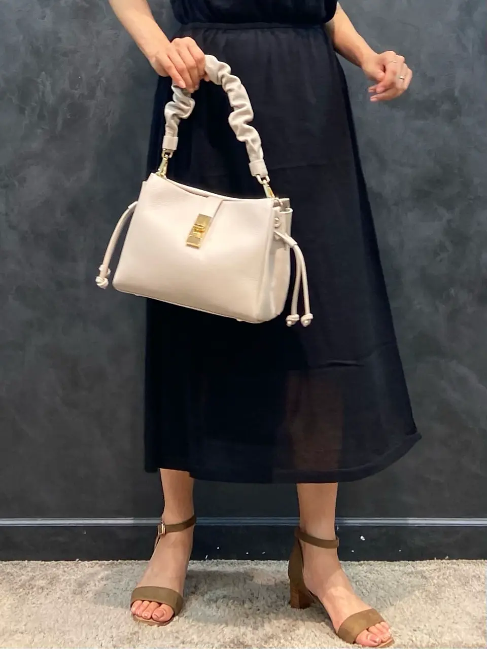 23区 佐藤 コーディネート画像