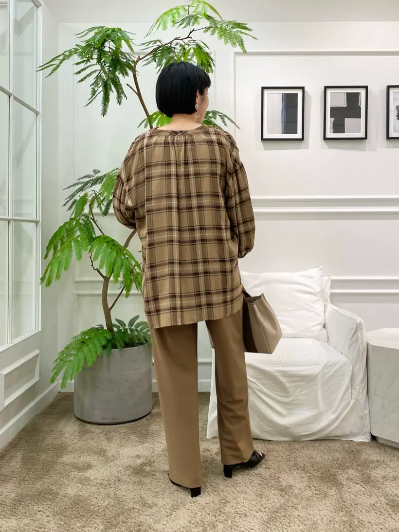 23区 岡本 コーディネート画像