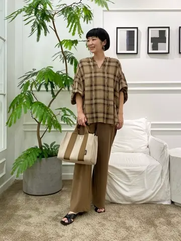 23区 岡本 コーディネート画像