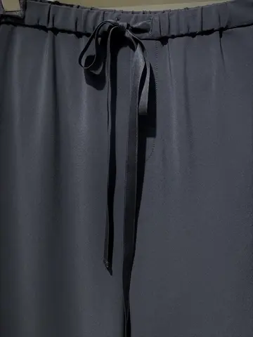 23区 YAMANE コーディネート画像