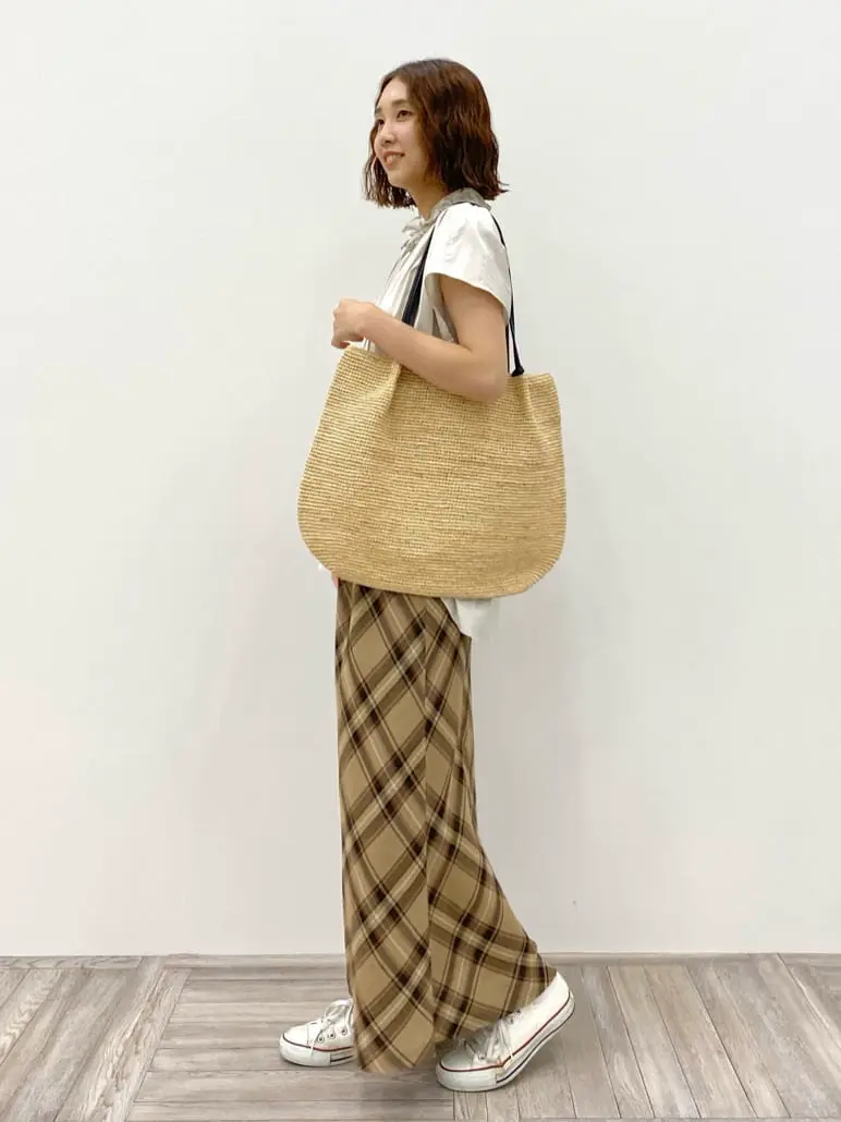 23区 秋葉 コーディネート画像