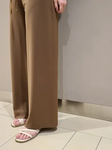 23区 スタッフ. コーディネート画像