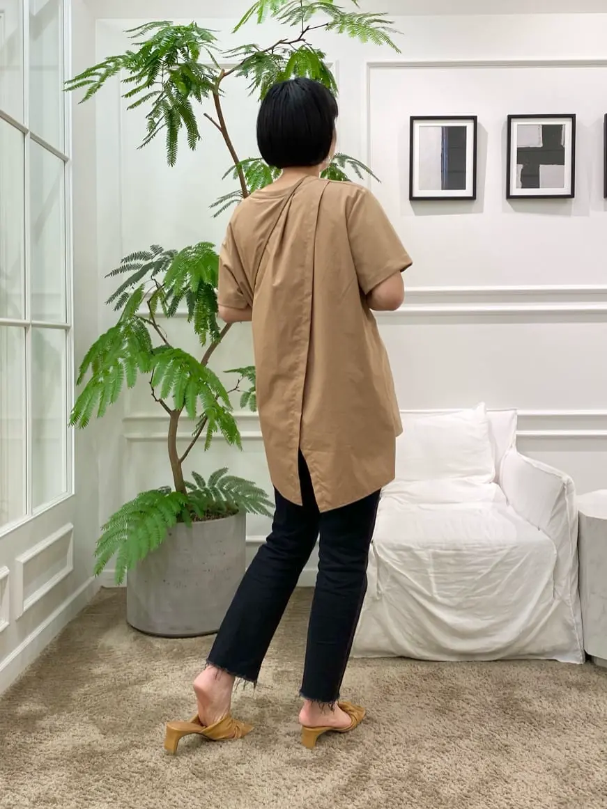 23区 岡本 コーディネート画像