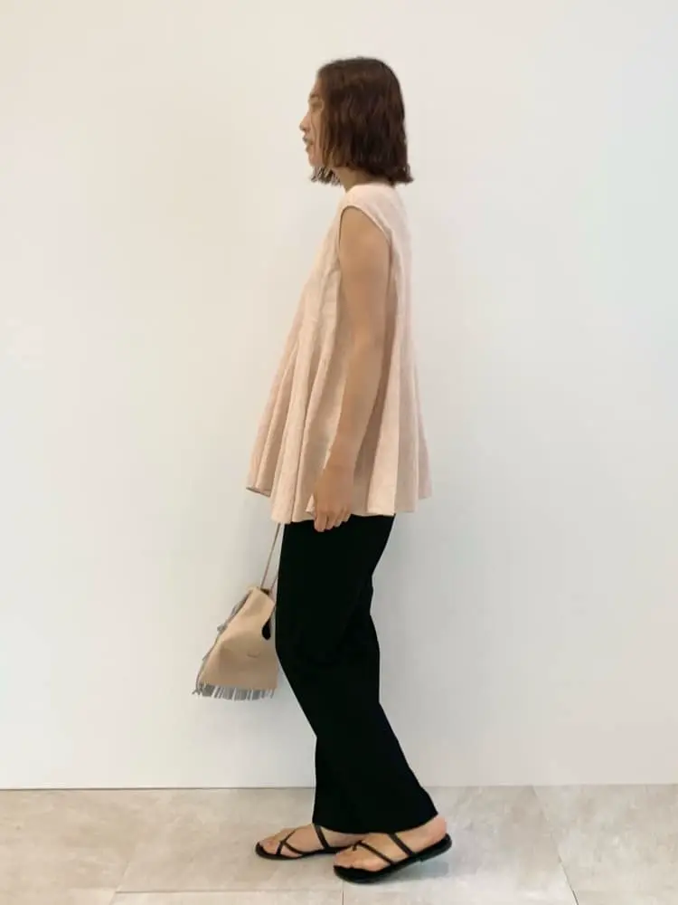 23区 秋葉 コーディネート画像