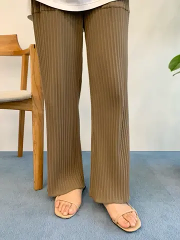 23区 秋葉 コーディネート画像