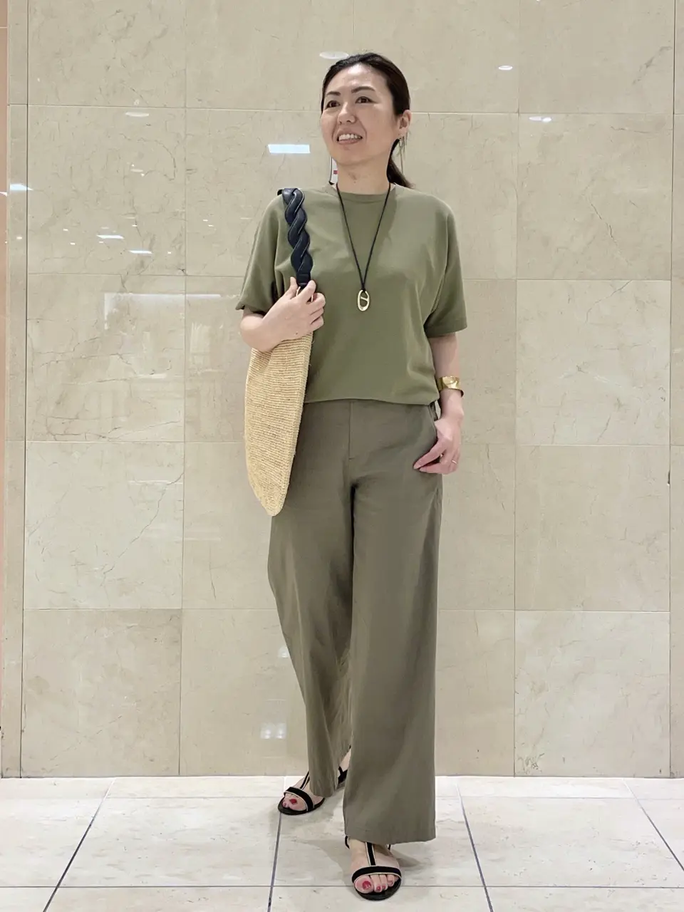 23区 野村 コーディネート画像