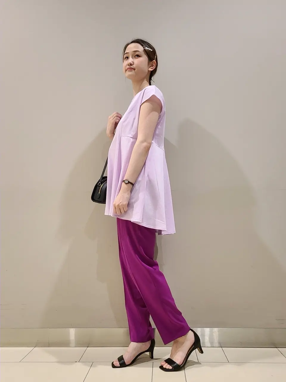  スタッフ. コーディネート画像