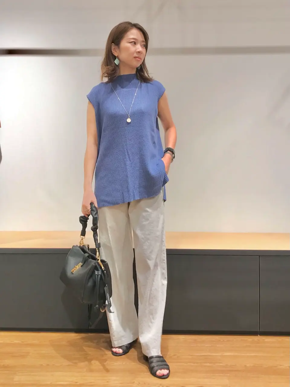 23区 西嶋 コーディネート画像