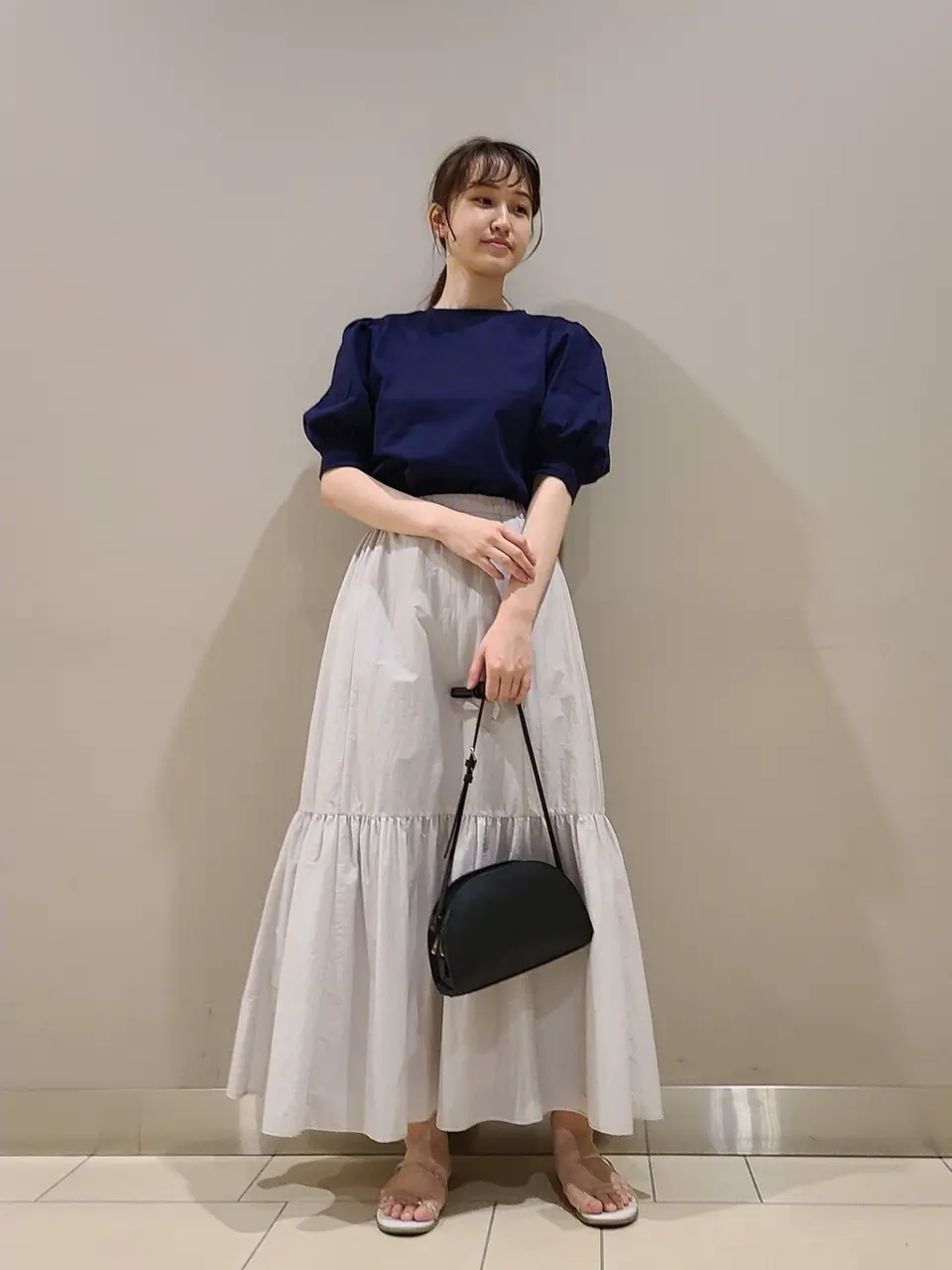  スタッフ. コーディネート画像