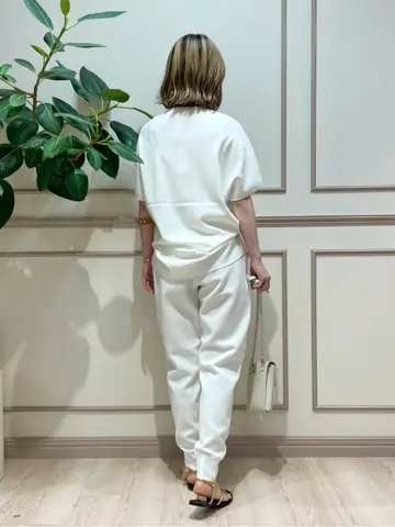 23区 渡邉 コーディネート画像