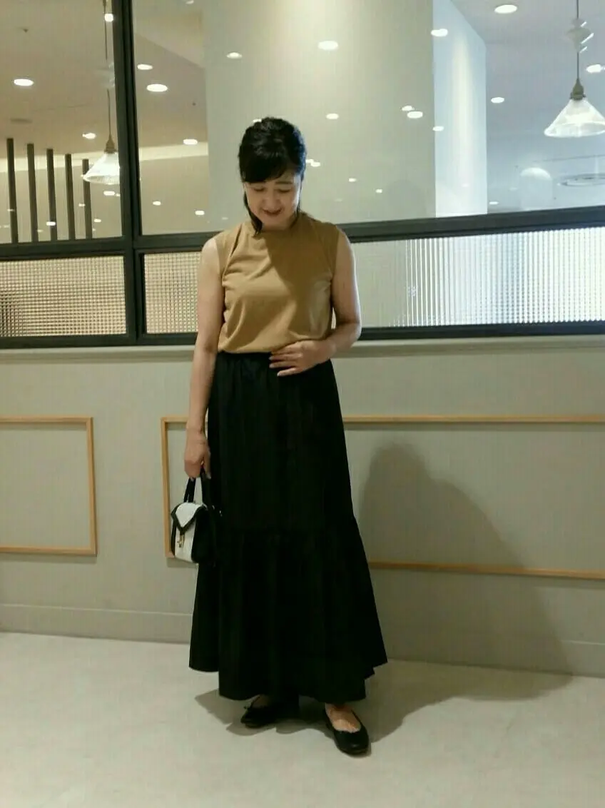  新保 コーディネート画像