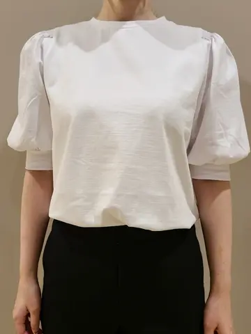 23区 スタッフ. コーディネート画像