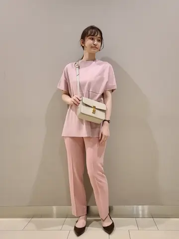 23区 スタッフ. コーディネート画像