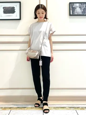 23区 岡田 コーディネート画像