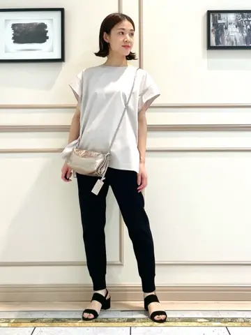 23区 岡田 コーディネート画像