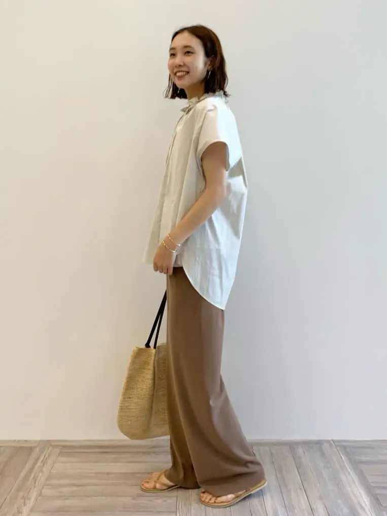 23区 秋葉 コーディネート画像