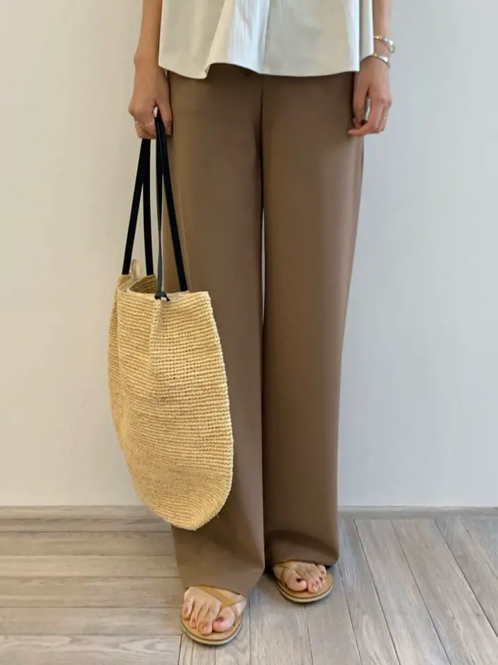 23区 秋葉 コーディネート画像