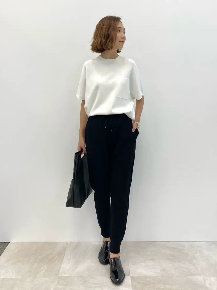 23区 秋葉 コーディネート画像