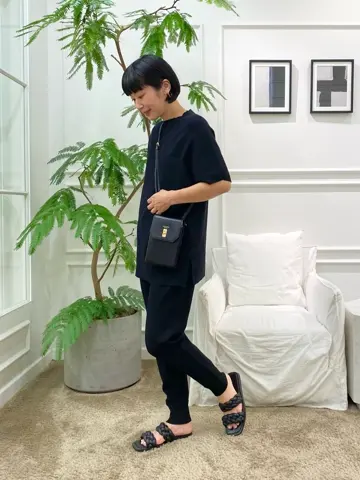 23区 岡本 コーディネート画像