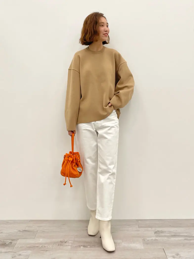 23区 秋葉 コーディネート画像