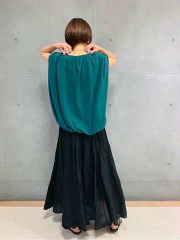 23区 スタッフ  コーディネート画像