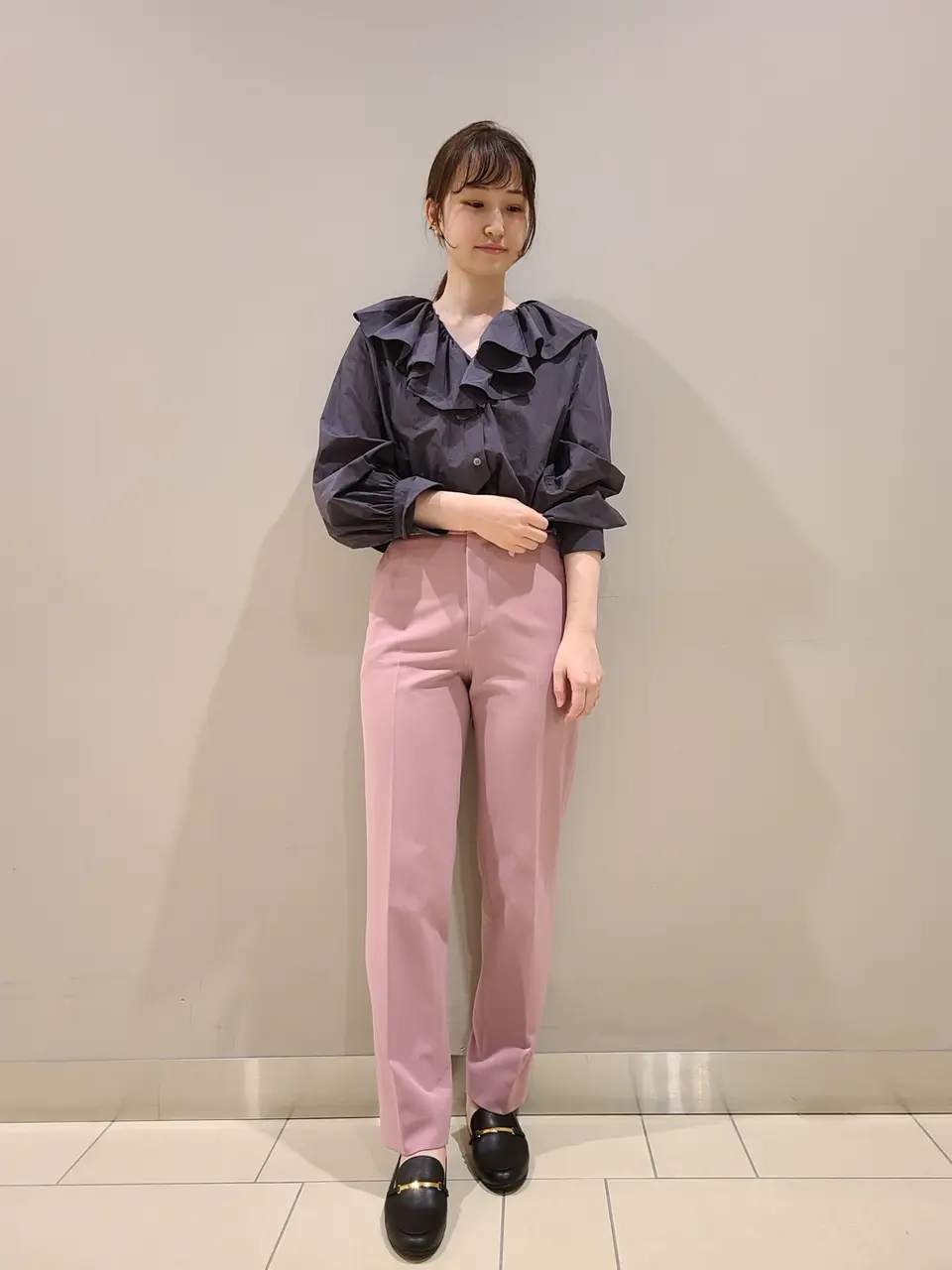  スタッフ. コーディネート画像