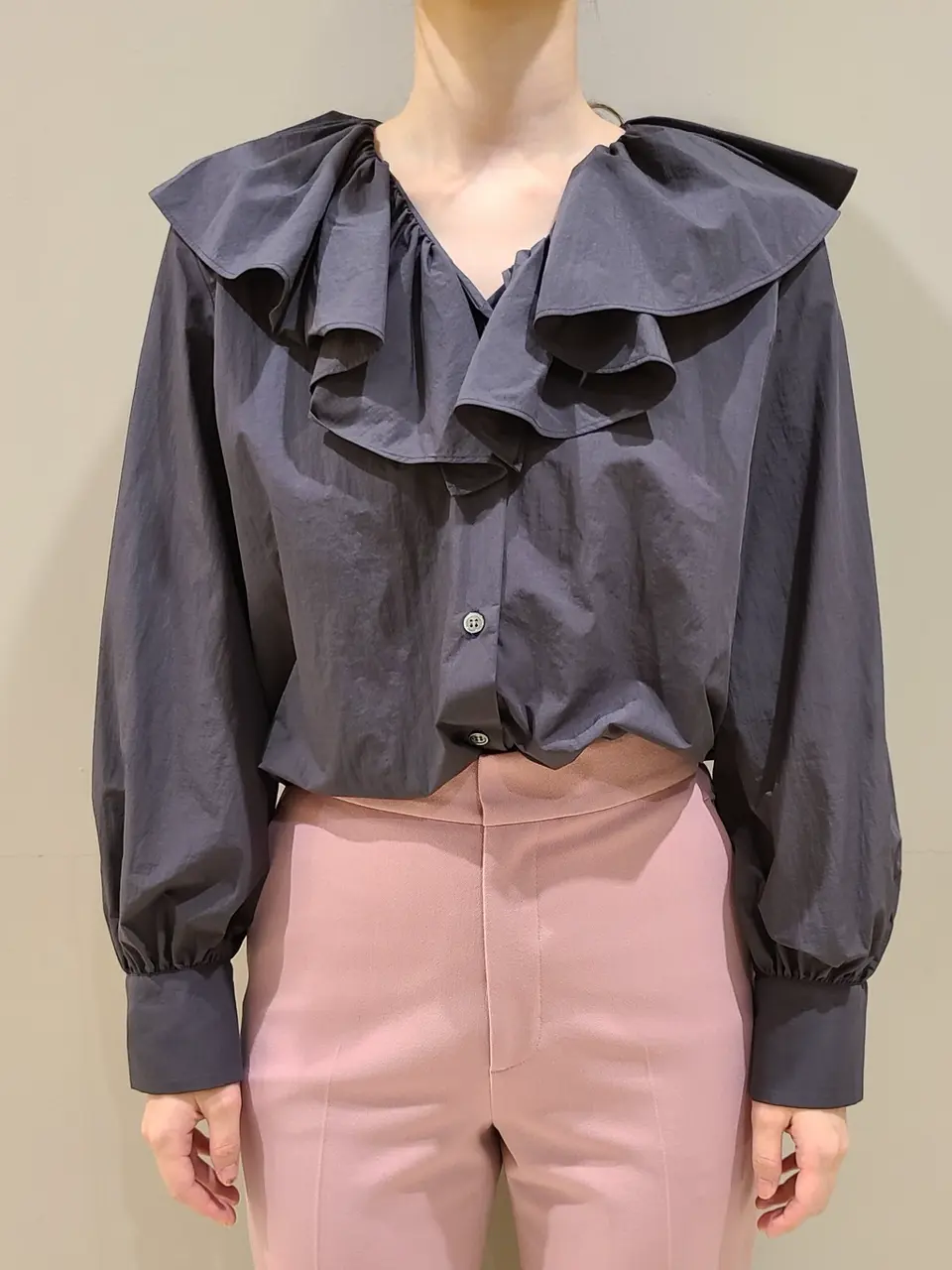 23区 スタッフ. コーディネート画像