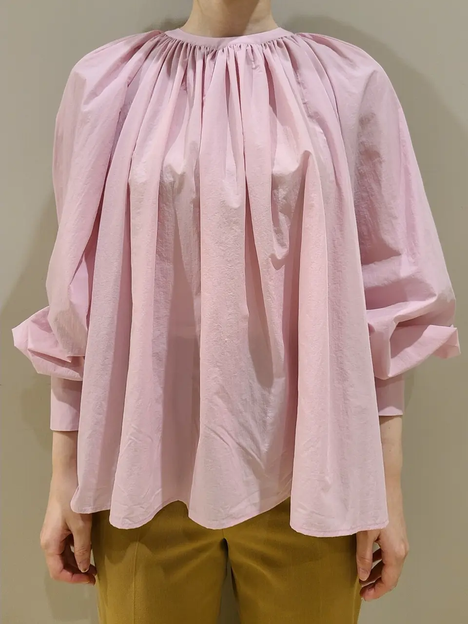 23区 スタッフ. コーディネート画像