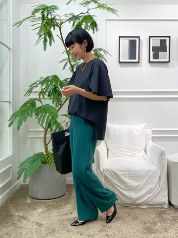 23区 岡本 コーディネート画像