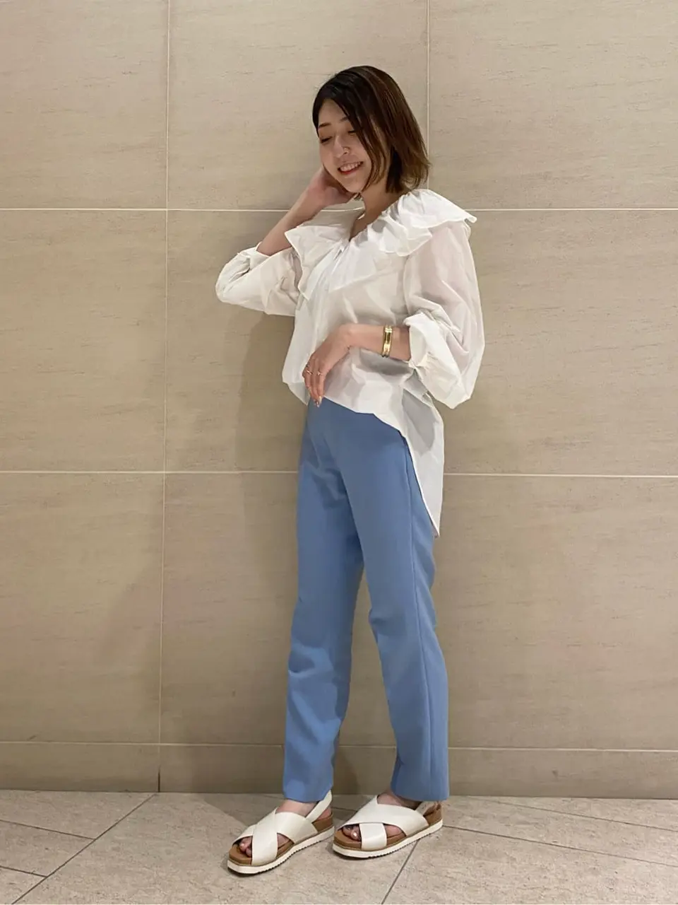  スタッフy コーディネート画像