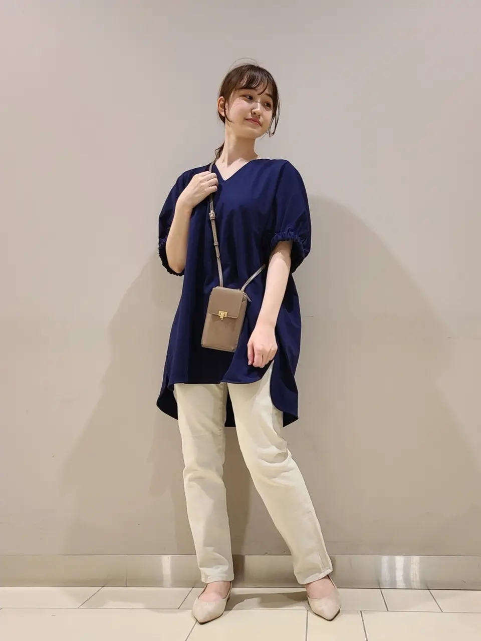  スタッフ. コーディネート画像