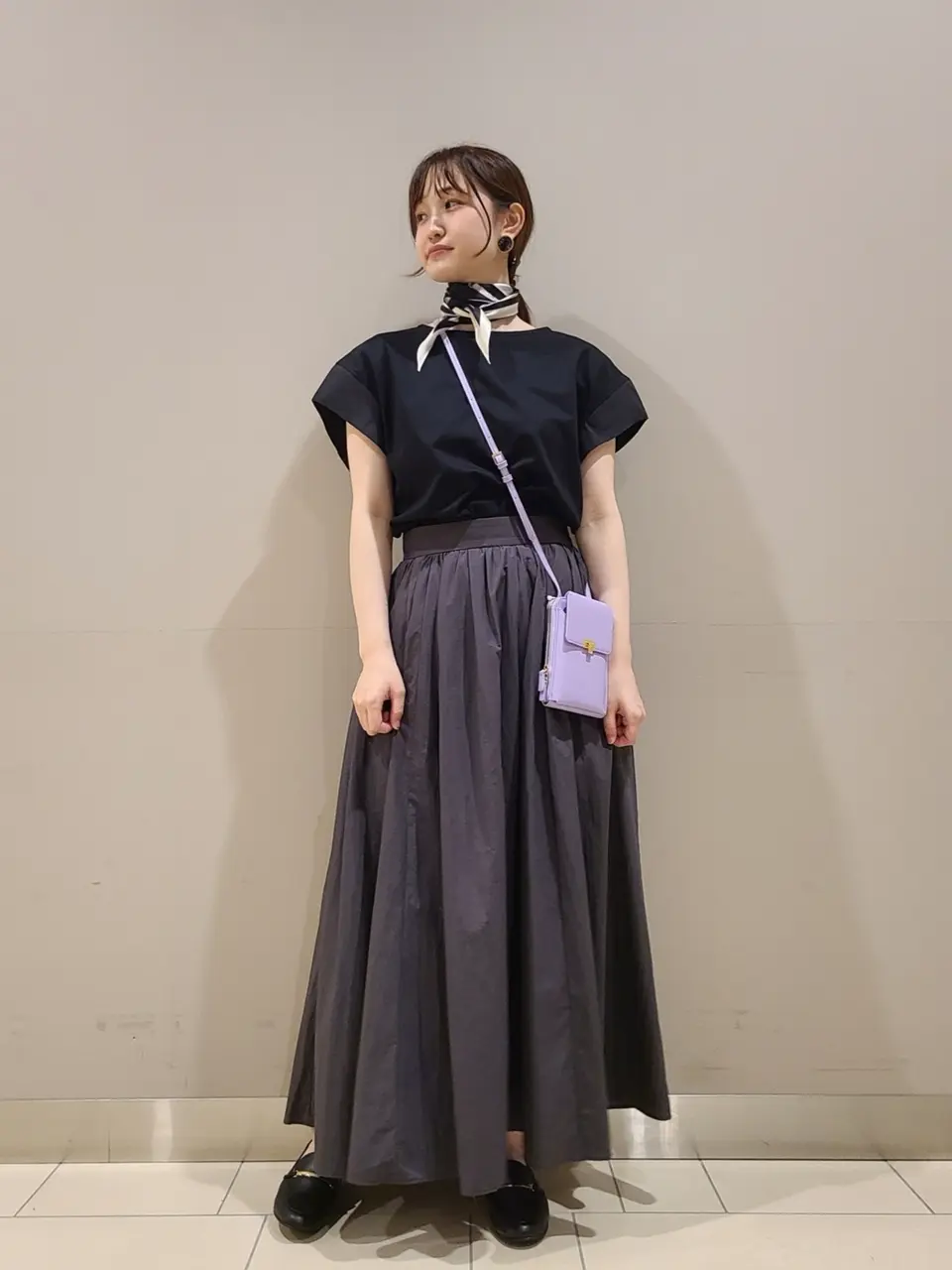  スタッフ. コーディネート画像