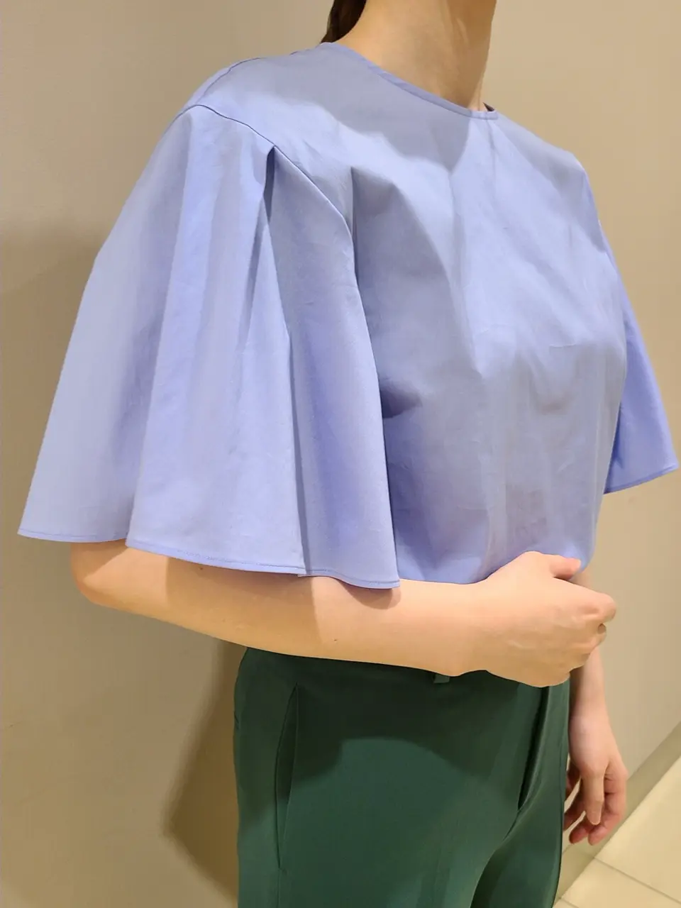 23区 スタッフ. コーディネート画像